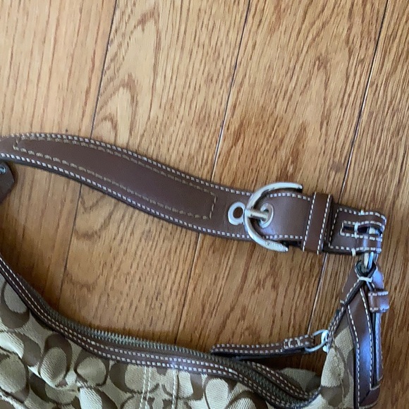 Coach Purse - Picture 3 of 4